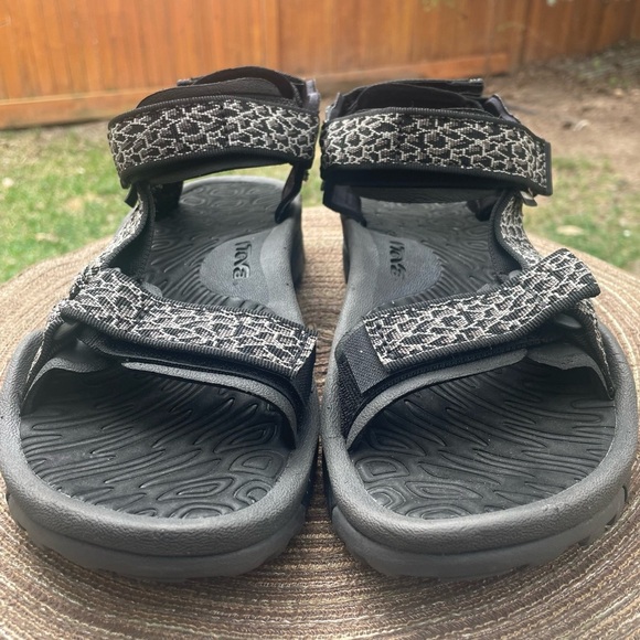 NEW Teva Terra Fi 5 Adjustable Hiking & Water Sports Sandal Mens 9 Women 10.5-11 main image 7